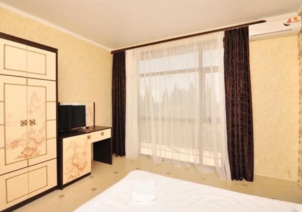 Коралл - Coral Sea Hotel Gantiadi Zewnętrze zdjęcie